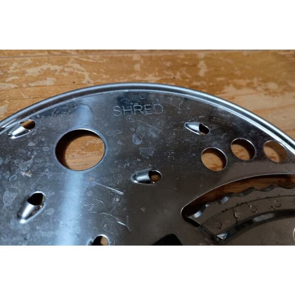 Cuisinart Prep 7 Food Processor DLC-2007N Shredding Slicing Disc Part - Picture 3 of 5